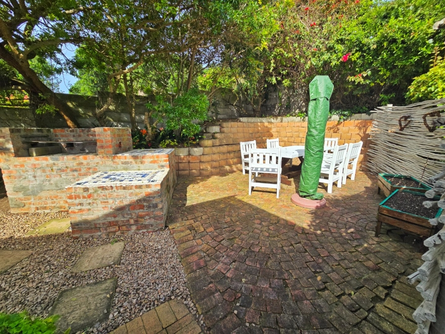 4 Bedroom Property for Sale in Wilderness Central Western Cape